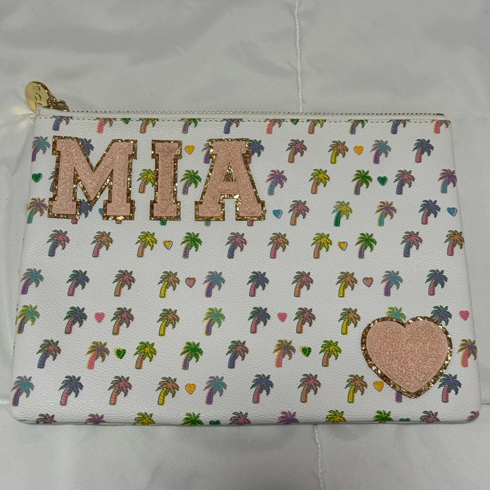 stoney clover pouch